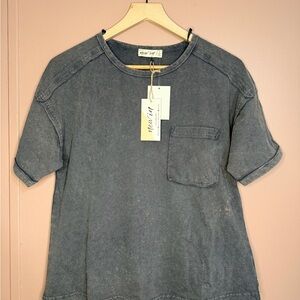 NWT CHARCOAL ACID WASH Crew Neck T-Shirt